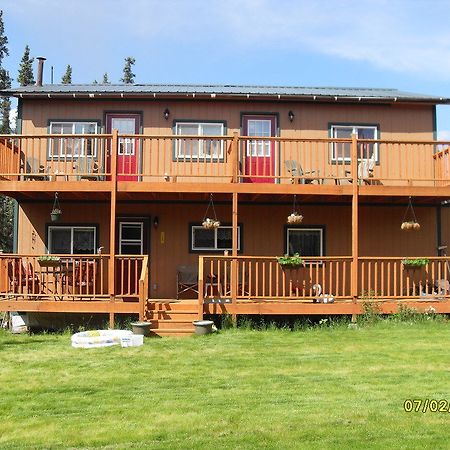 Slana A Mooseberry Inn B&B المظهر الخارجي الصورة